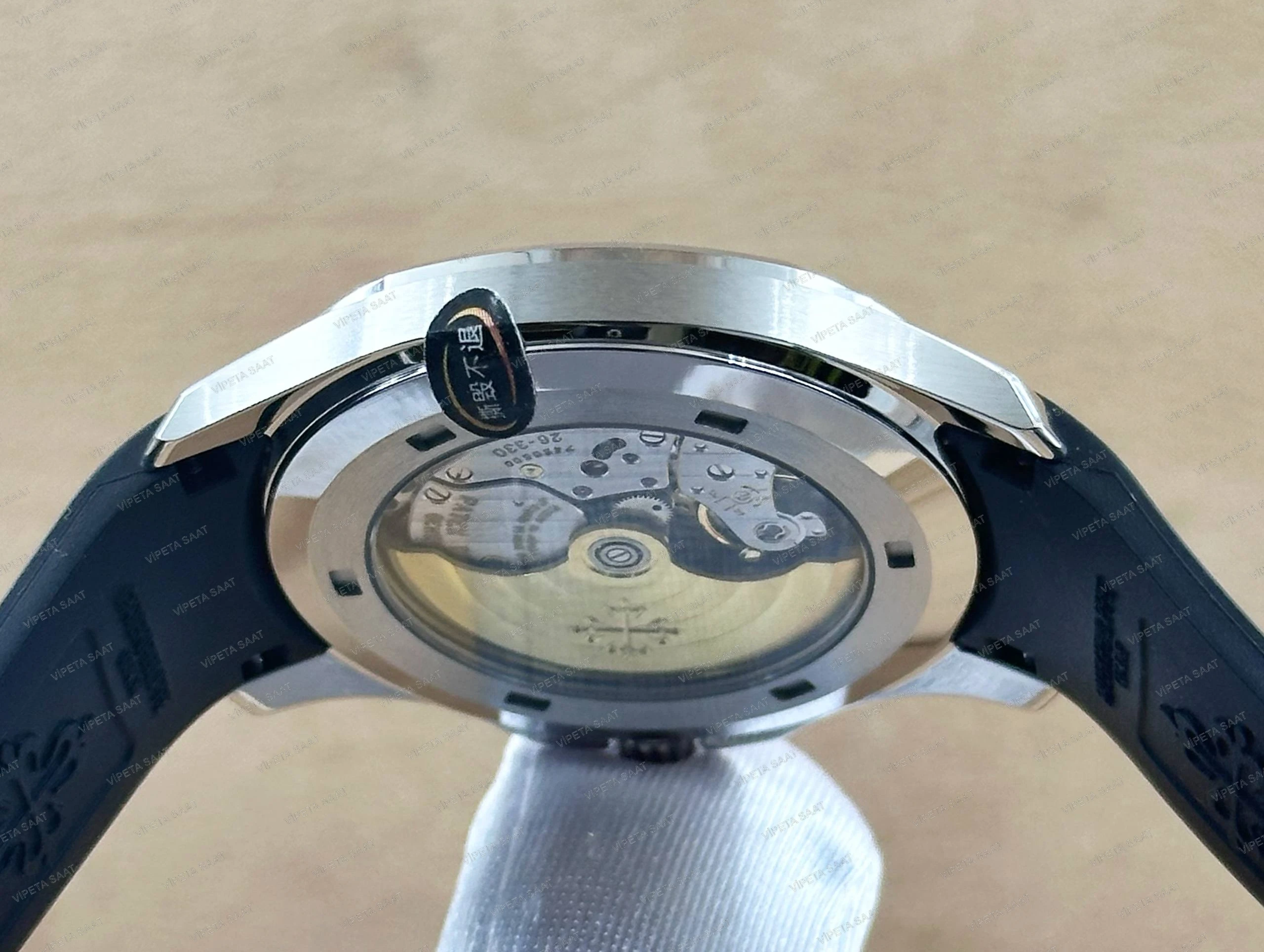 Patek Philippe Aquanaut 5167A-001 40 MM Siyah Kabartma Kadran Siyah Kauçuk Kordon Super Clone ETA Saat Detay Görsel 3