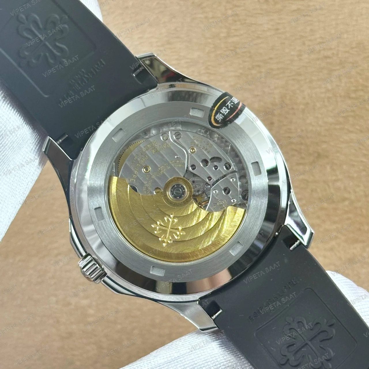 Patek Philippe Aquanaut 5167A-001 40 MM Siyah Kabartma Kadran Siyah Kauçuk Kordon Super Clone ETA Saat Detay Görsel 4