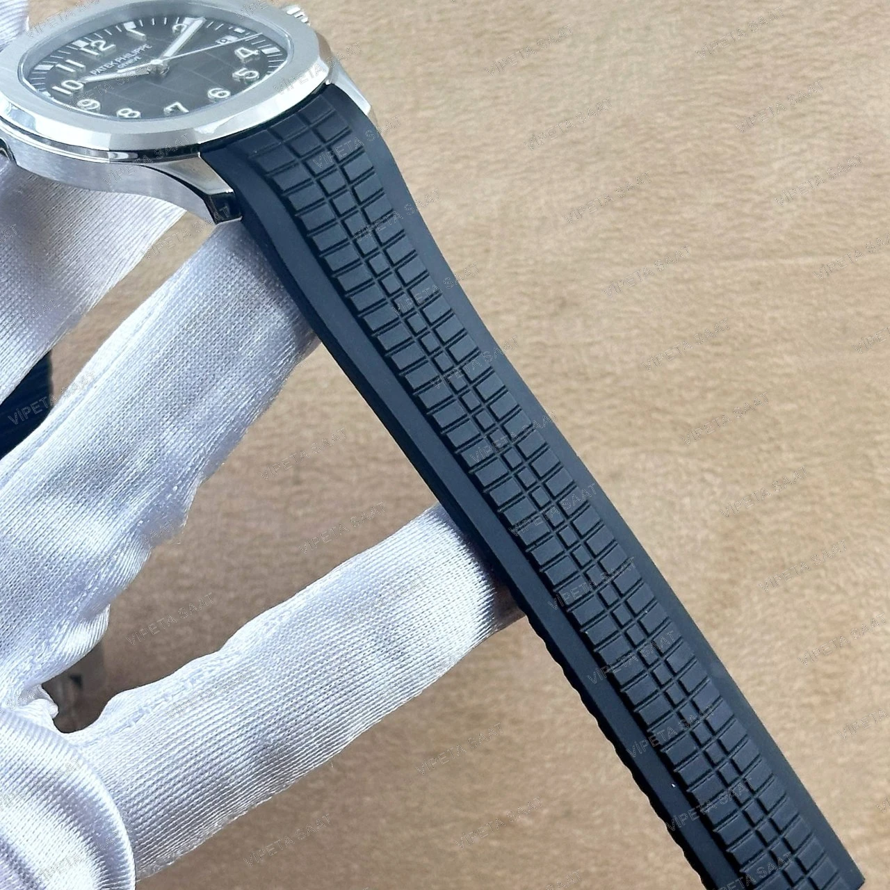Patek Philippe Aquanaut 5167A-001 40 MM Siyah Kabartma Kadran Siyah Kauçuk Kordon Super Clone ETA Saat - Görsel 6