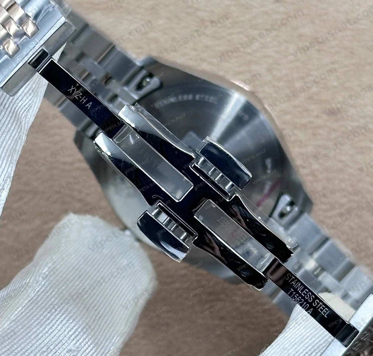 Tissot Ballade T156.210.22.031.01 Gümüş Beyaz Kadran Two Tone Rose Gold Jubilee Çelik Bilezik Super Clone ETA Saat - Görsel 6