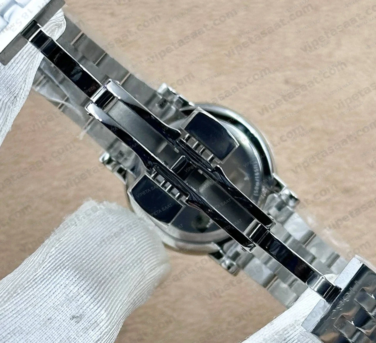 Tissot Carson Premium Lady T122.210.11.033.00 Beyaz Roma Rakamlı Kadran Çelik Bilezik Bayan Super Clone ETA Saat - Görsel 6
