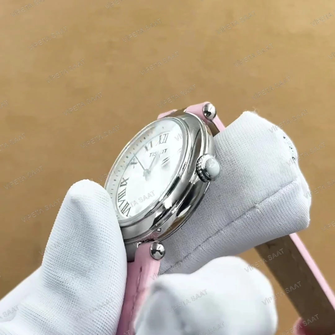Tissot Desir T152.010.16.038.01 28 MM Gümüş Guilloche Roma Rakamlı Kadran Pembe Deri Kordon Bayan Super Clone ETA Saat Detay Görsel 2