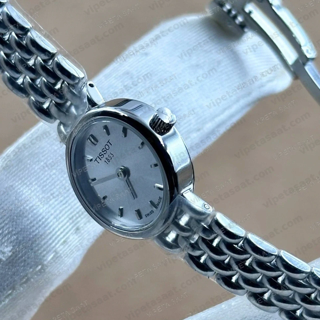 Tissot Lovely Round T058.009.11.031.00 Gümüş Beyaz Kadran Çelik Hasır Bilezik Bayan Super Clone ETA Saat - Görsel 3