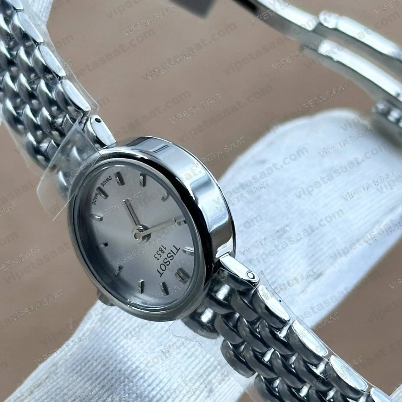 Tissot Lovely Round T058.009.11.031.00 Gümüş Beyaz Kadran Çelik Hasır Bilezik Bayan Super Clone ETA Saat - Görsel 4