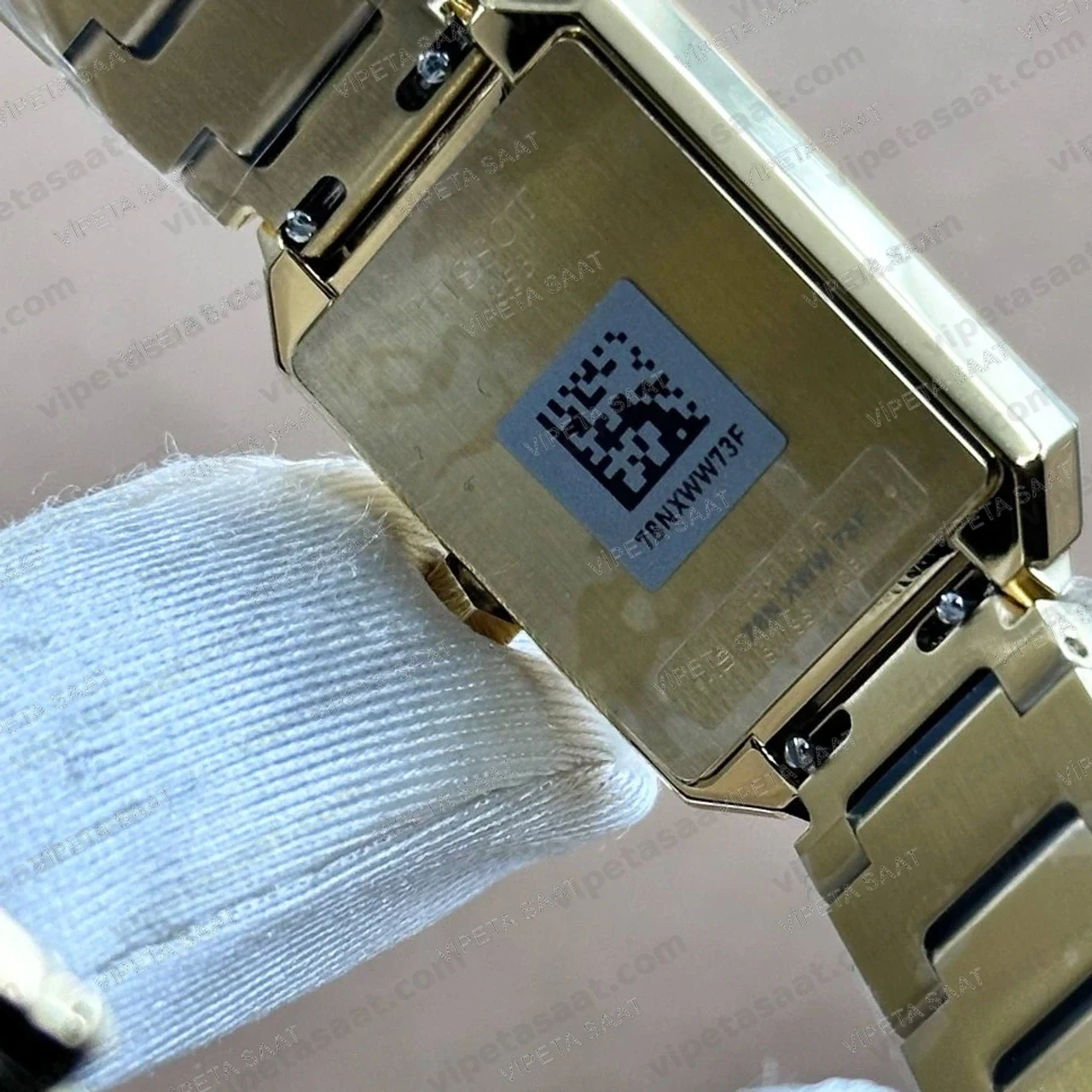 Tissot SRV Dikdörtgen T160.110.33.023.00 Şampanya Altın Kadran Sarı Altın Bilezik Bayan Super Clone ETA Saat Detay Görsel 4