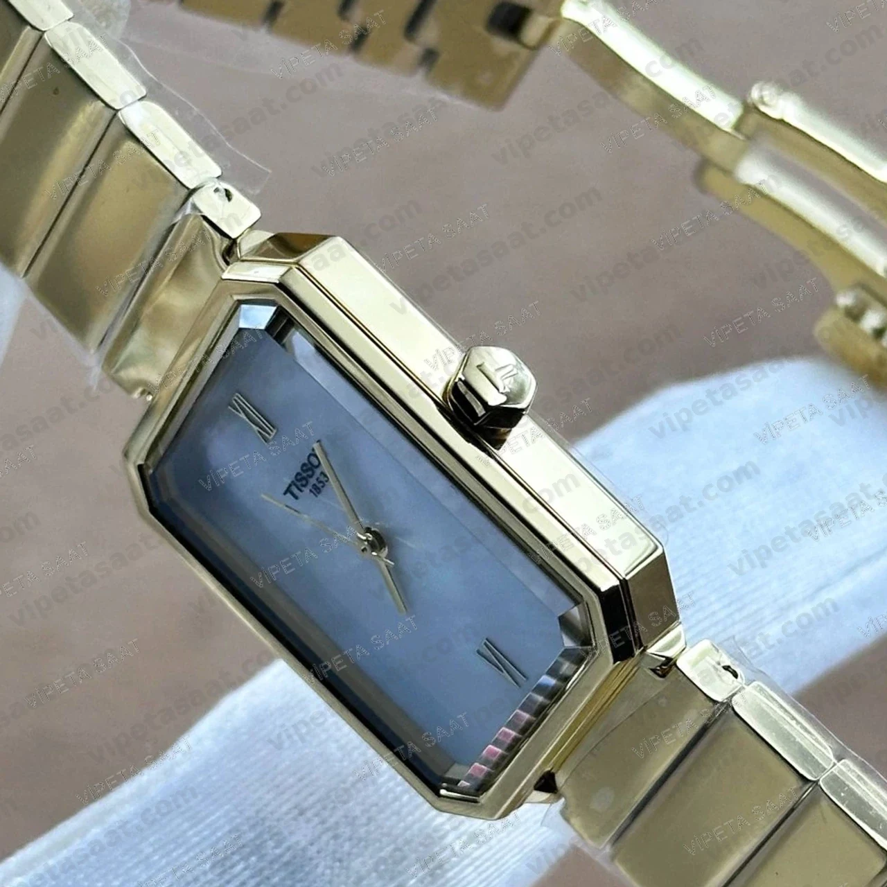 Tissot SRV Dikdörtgen T160.110.33.113.00 Beyaz Sedef Kadran Sarı Altın Bilezik Bayan Super Clone ETA Saat - Görsel 3