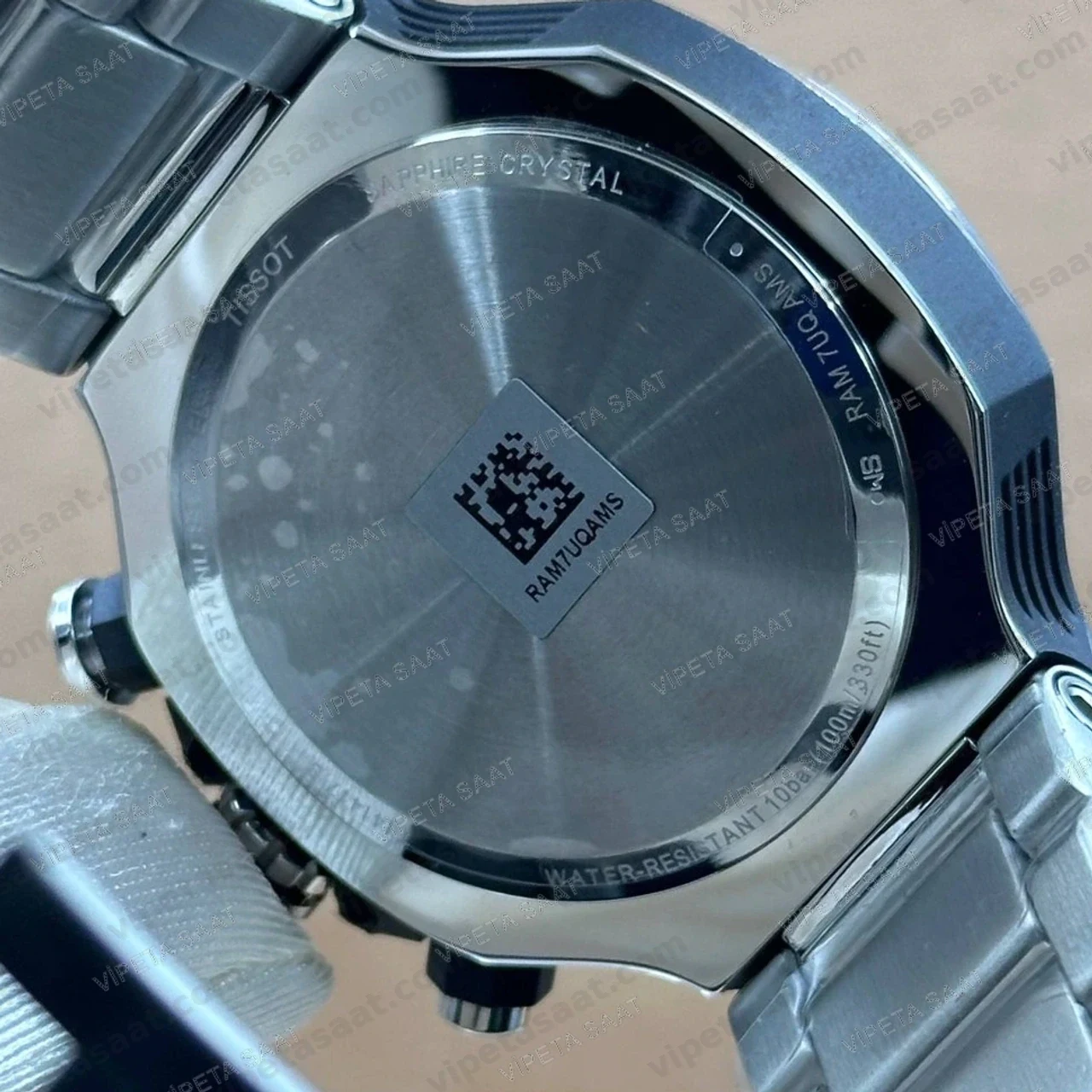 Tissot T-Race T115.417.11.031.00 Gümüş Beyaz Kadran Kronograf Çelik Bilezik Super Clone ETA — Arka Kapak ve Mekanizma Detayı